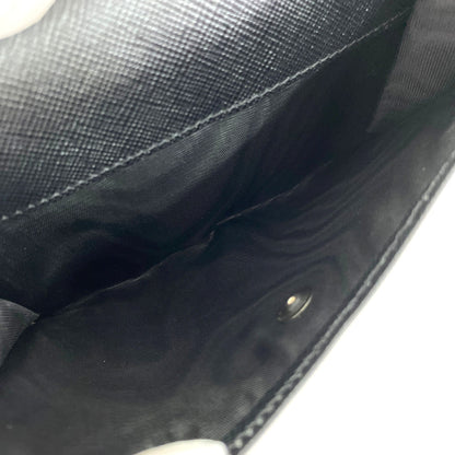 プラダ 財布