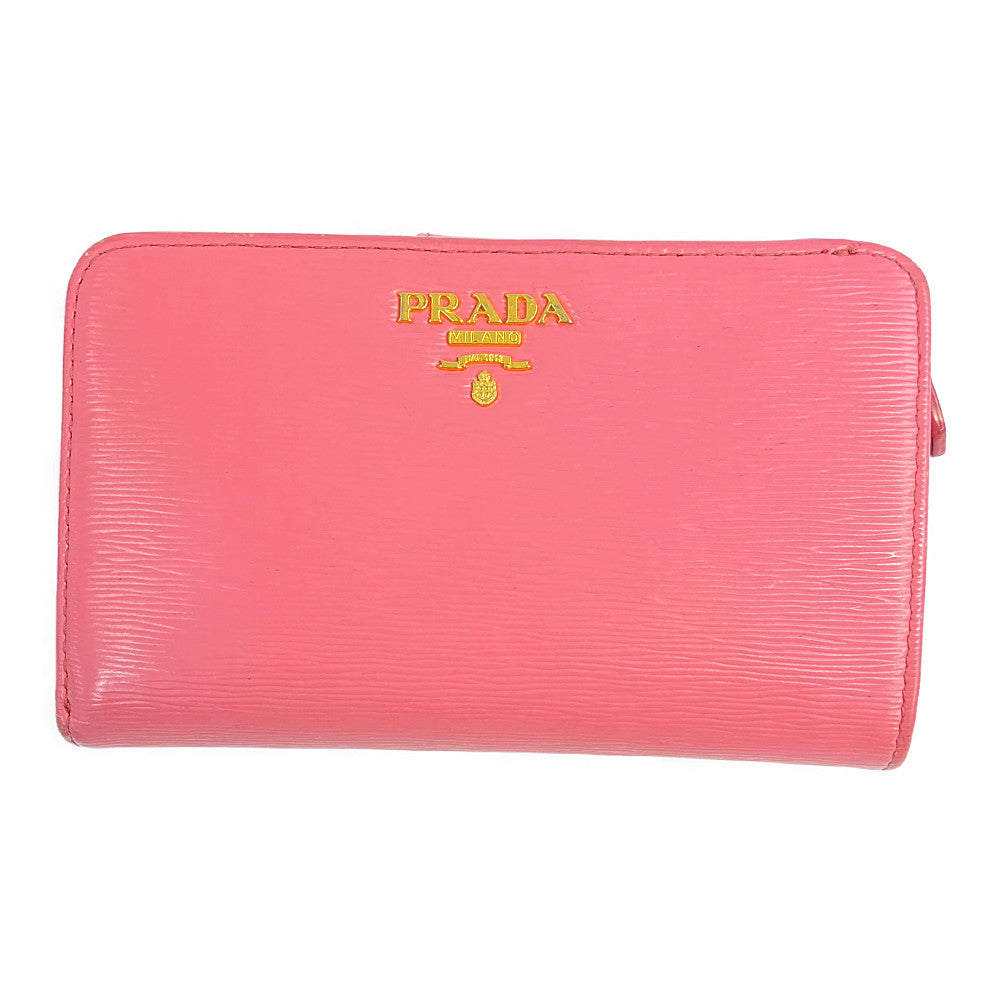プラダ 財布