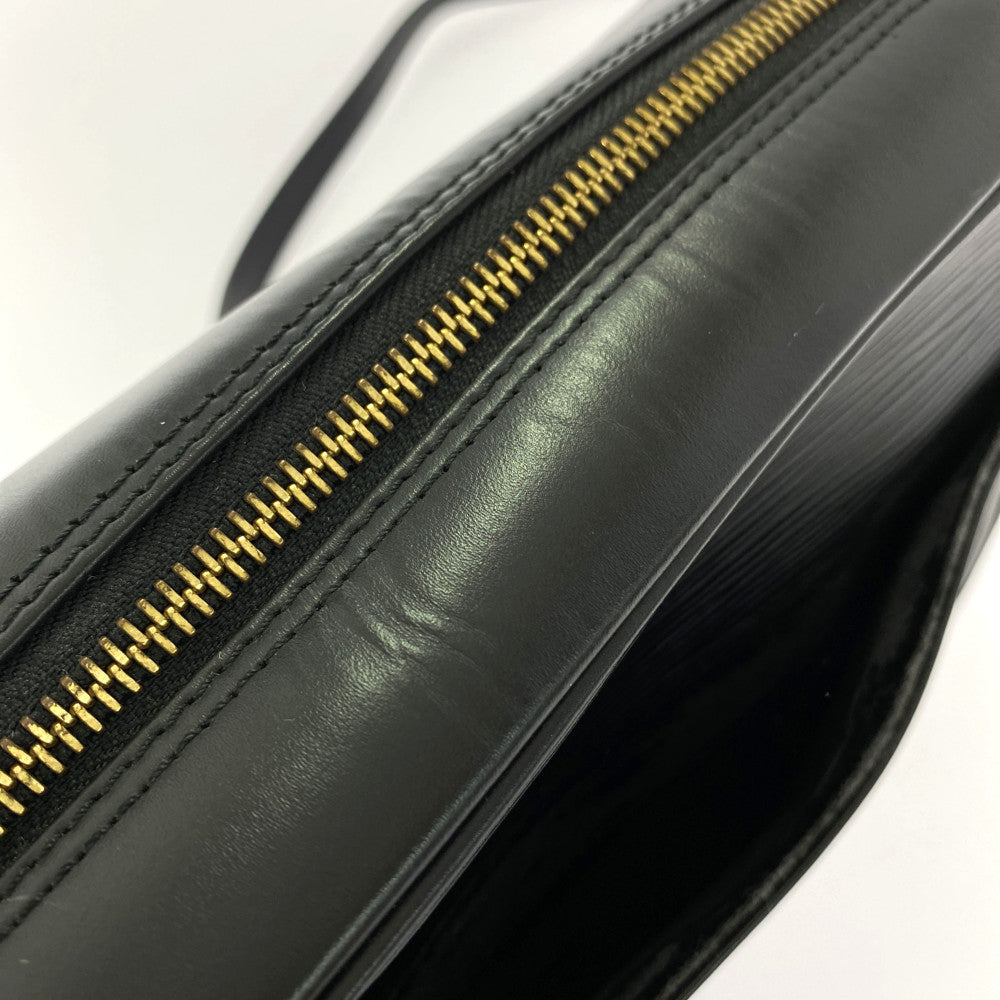 ルイヴィトン バッグ