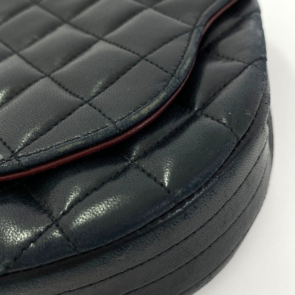 シャネル バッグ