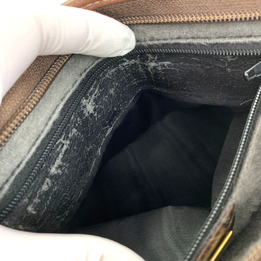 グッチ バッグ