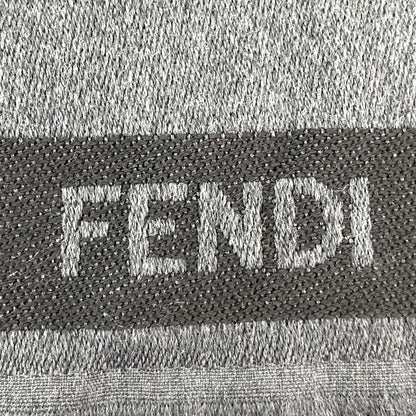 フェンディ ネックウェア