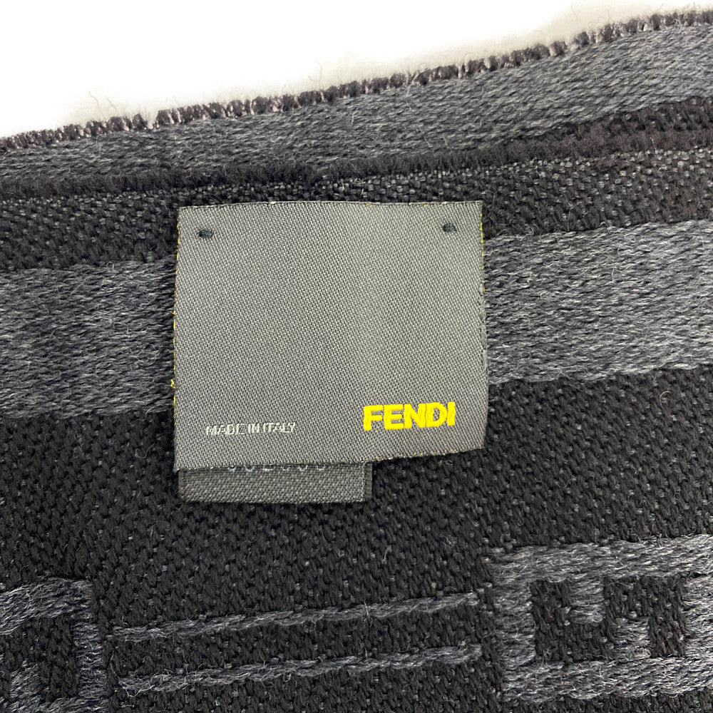 フェンディ ネックウェア