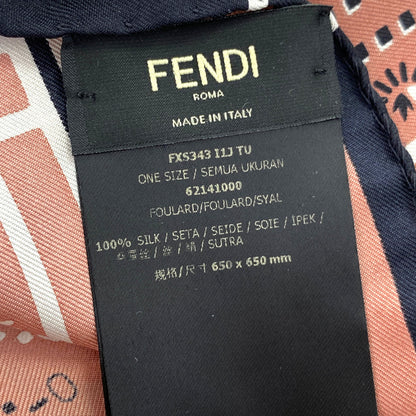 フェンディ ネックウェア