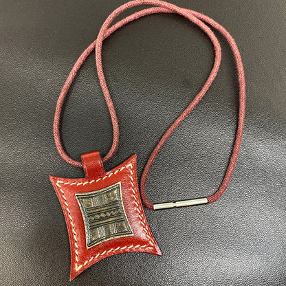 エルメス ネックレス・ペンダント