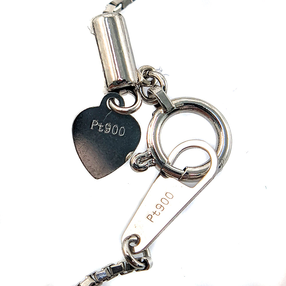 サファイア ネックレス・ペンダント