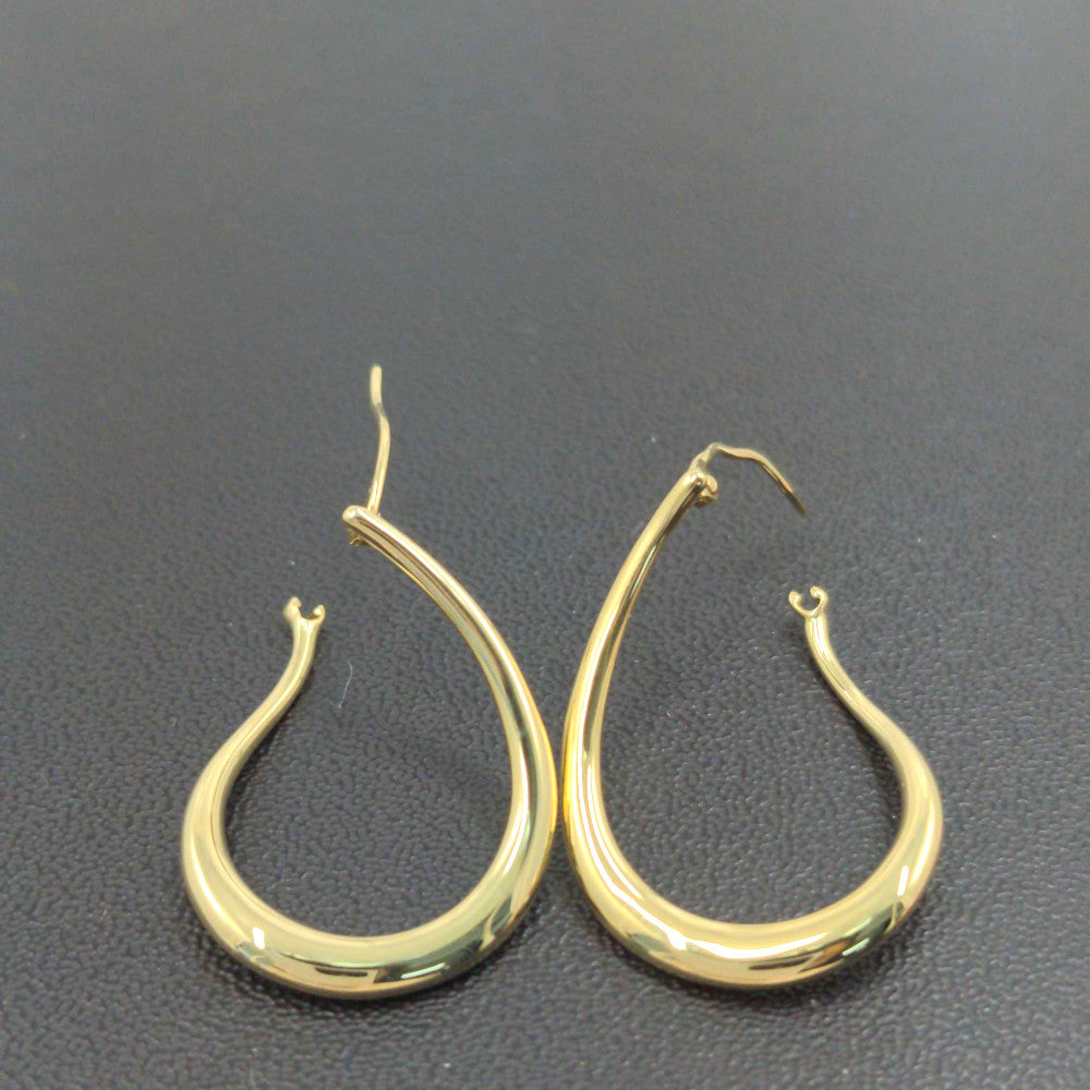 ルジアダ ピアス