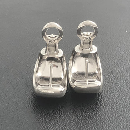カルティエ ピアス