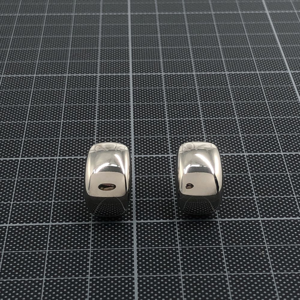 カルティエ ピアス