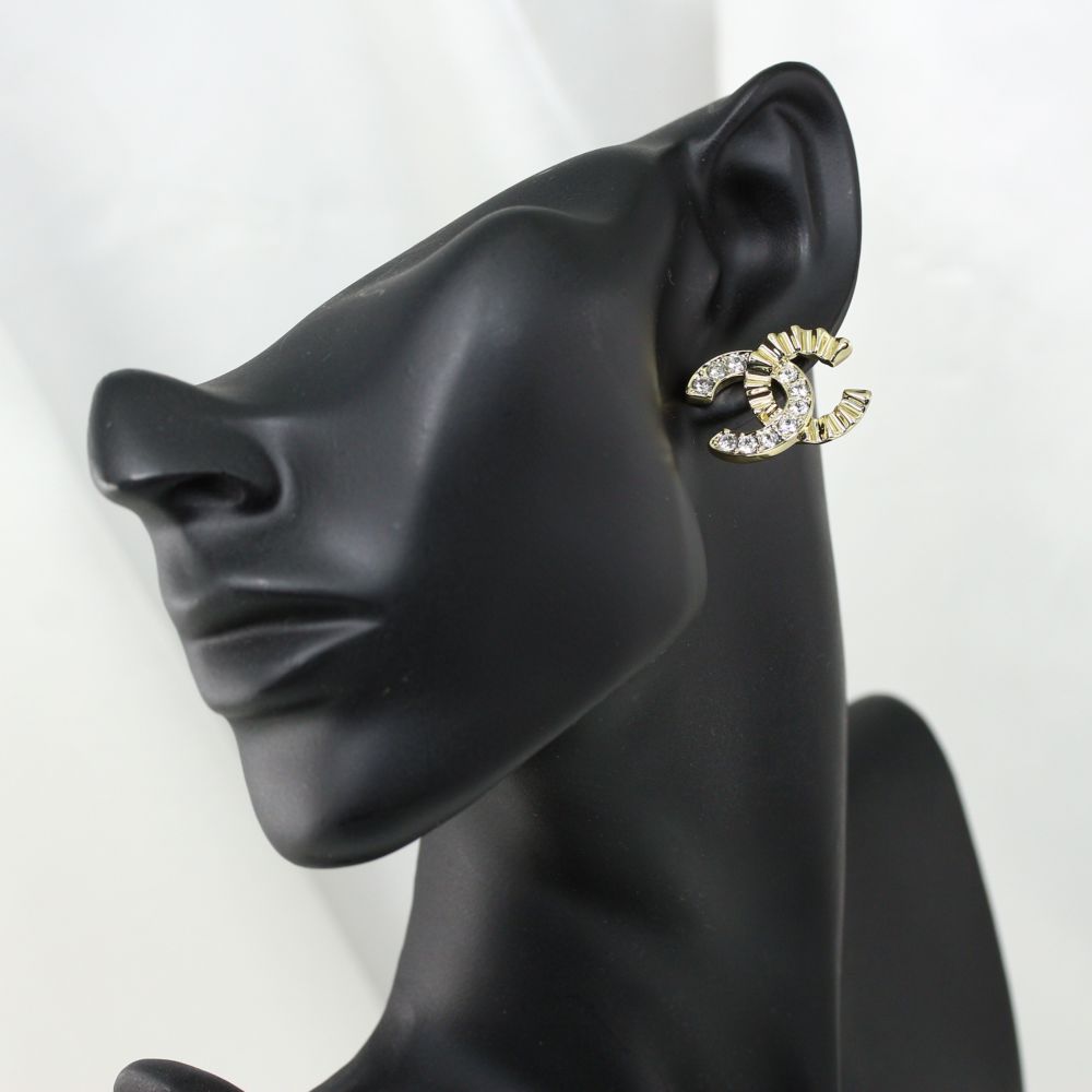 シャネル ピアス