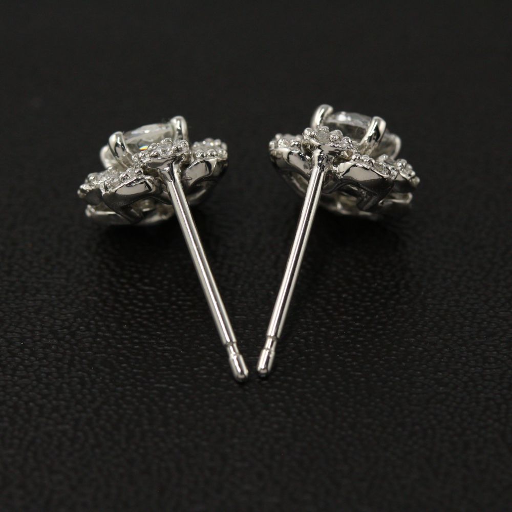 ノーブランド ピアス