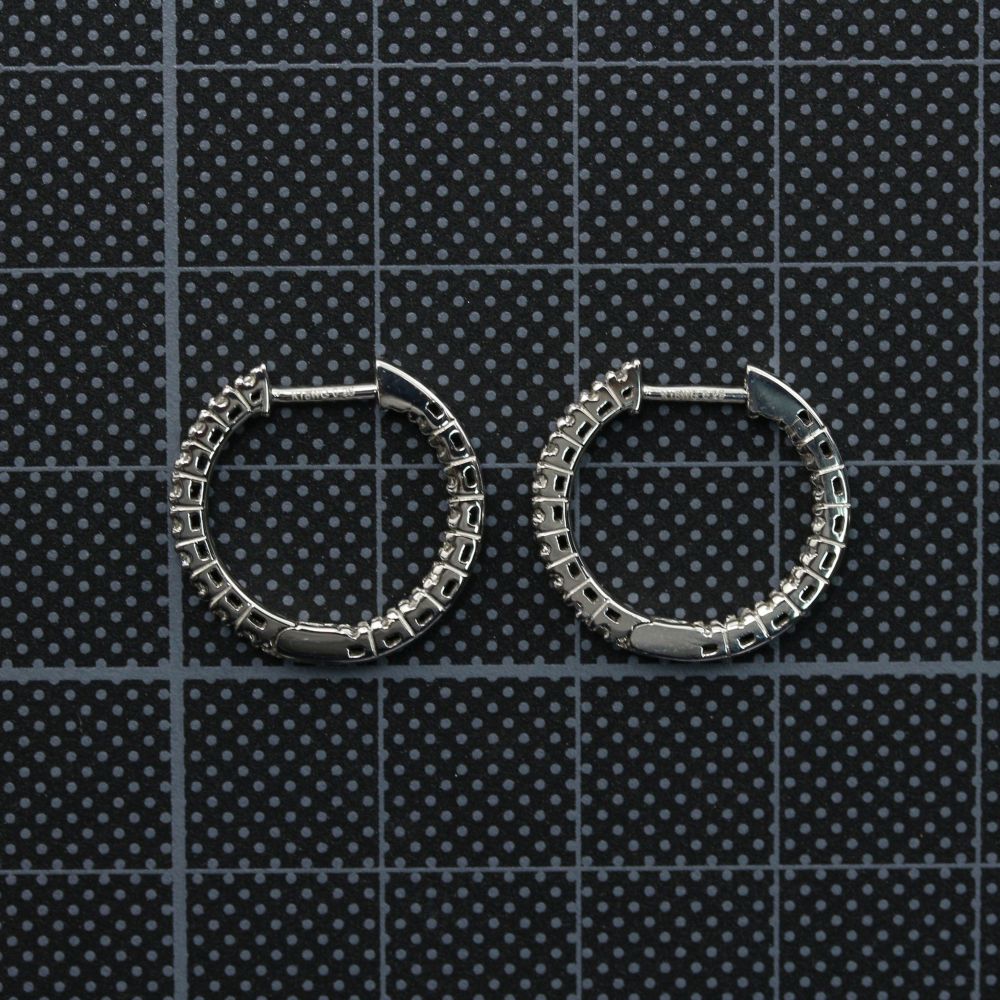 ノーブランド ピアス