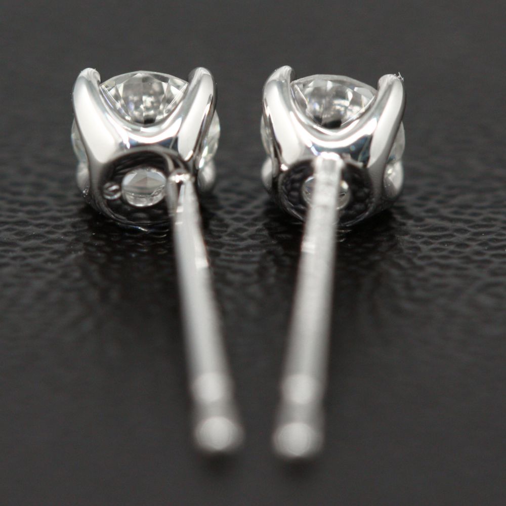 ヴァンドーム青山 ピアス