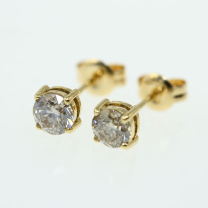 ダイヤモンド ピアス