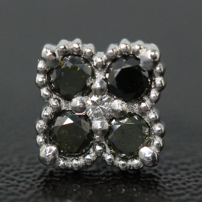 ダイヤモンド ピアス