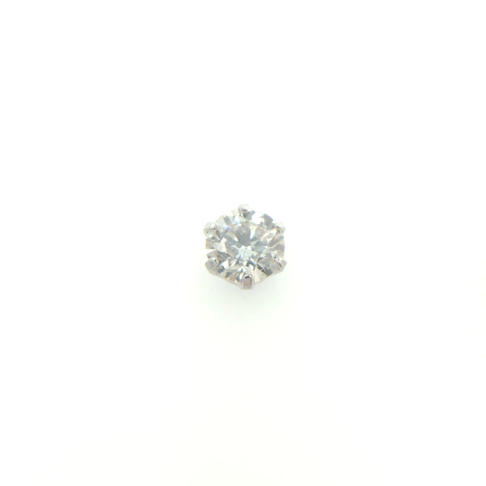ダイヤモンド ピアス