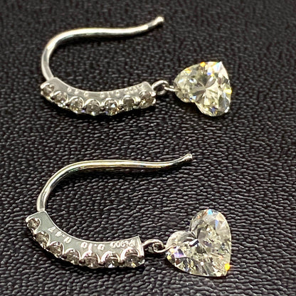 ダイヤモンド ピアス