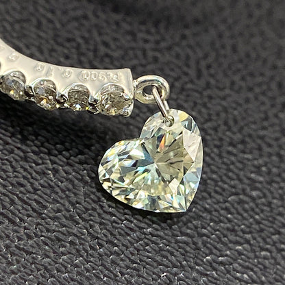 ダイヤモンド ピアス