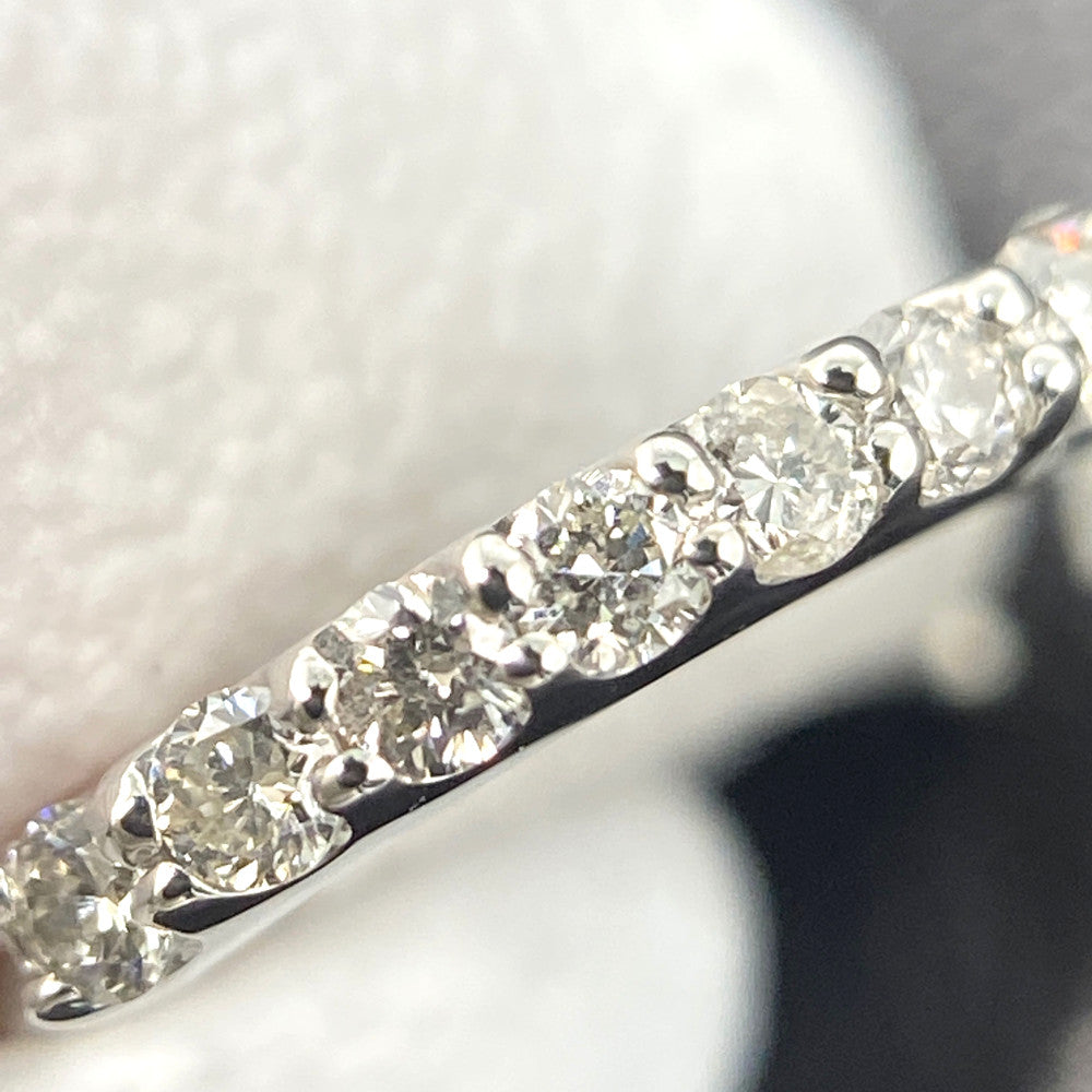 ダイヤモンド ピアス