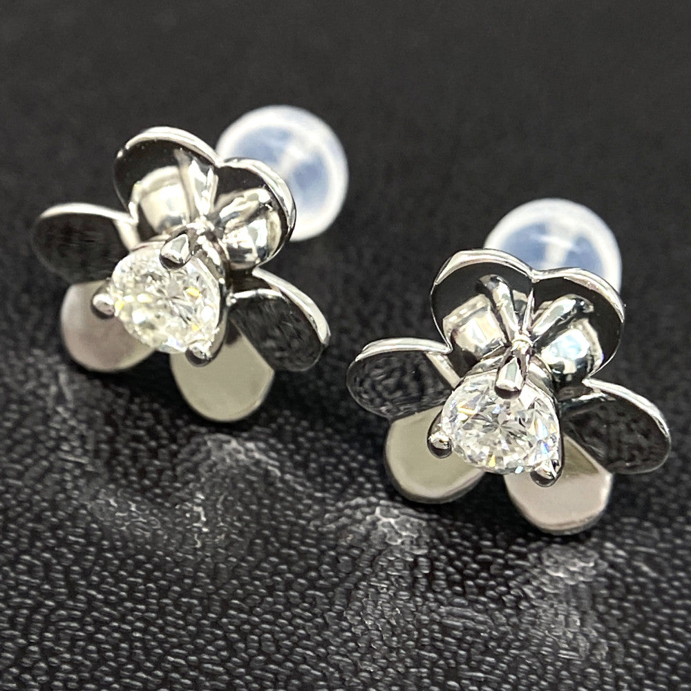 ダイヤモンド ピアス