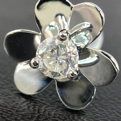ダイヤモンド ピアス