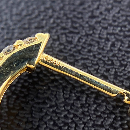 ダイヤモンド ピアス