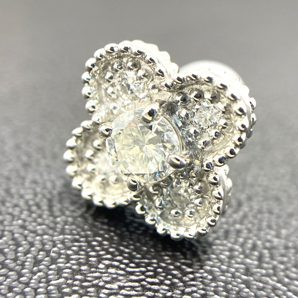 ダイヤモンド ピアス
