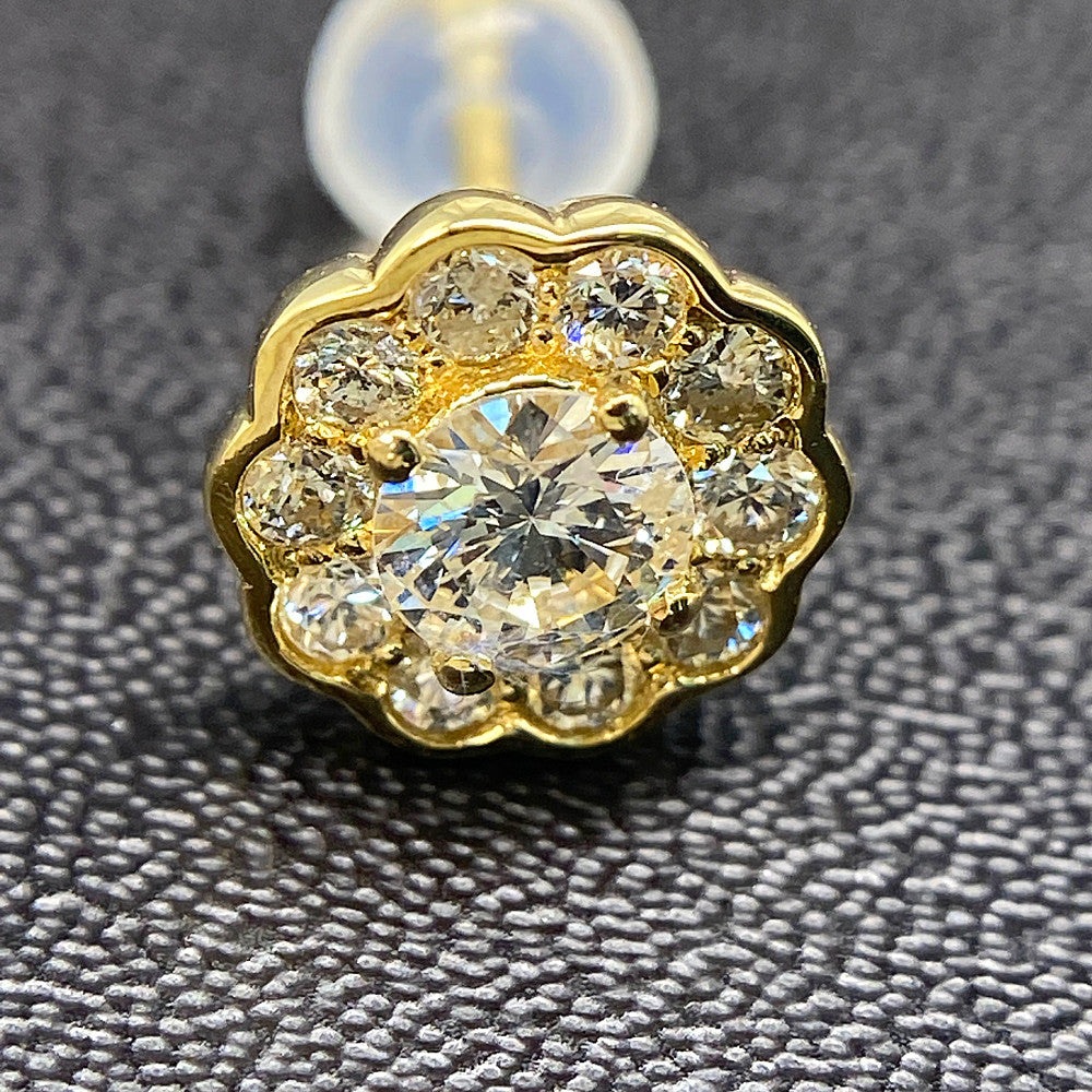 ダイヤモンド ピアス