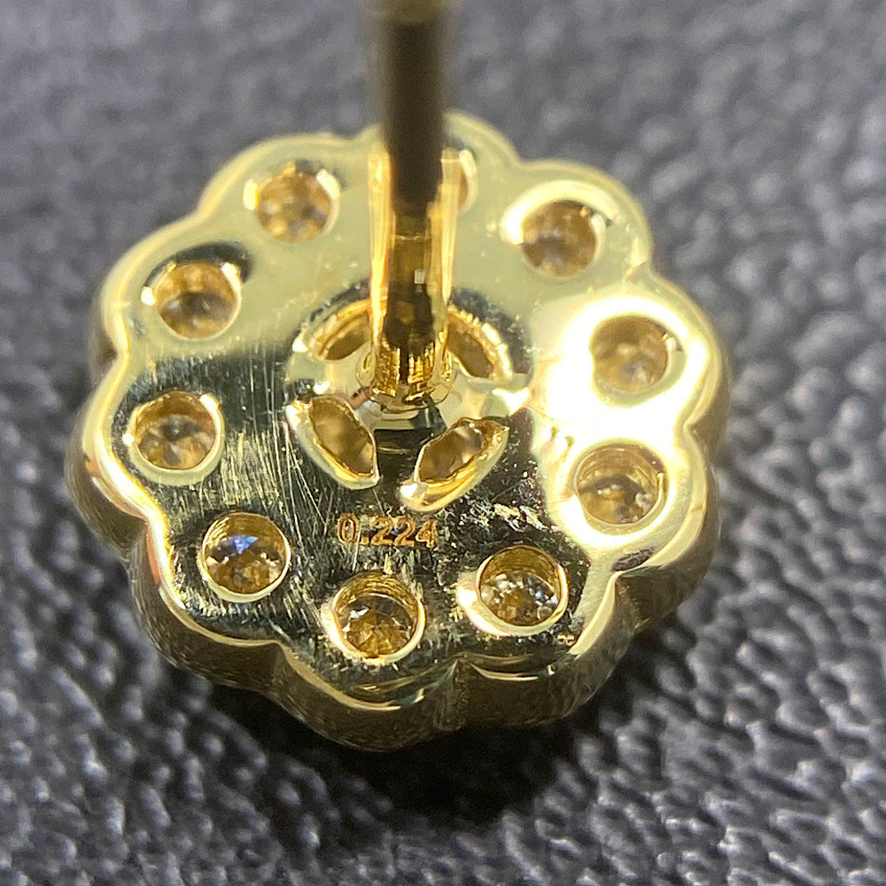 ダイヤモンド ピアス