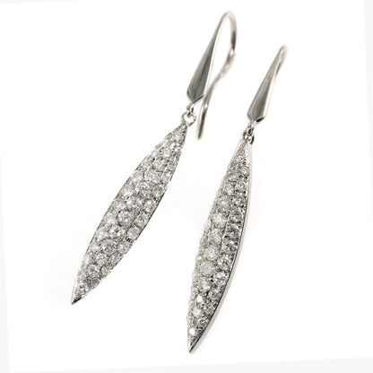 ダイヤモンド ピアス