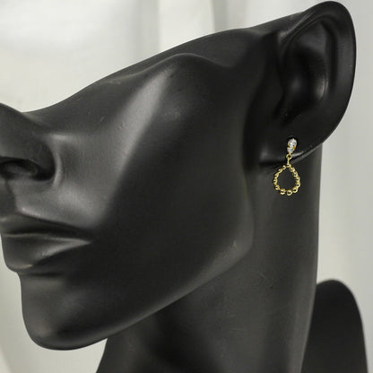 ダイヤモンド ピアス
