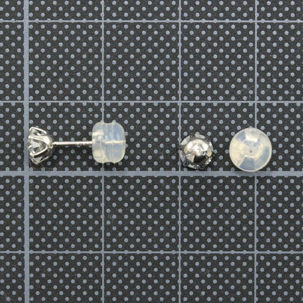 ダイヤモンド ピアス