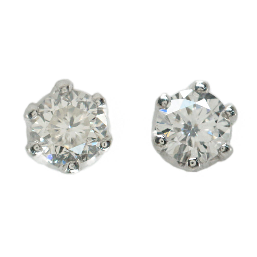 ダイヤモンド ピアス
