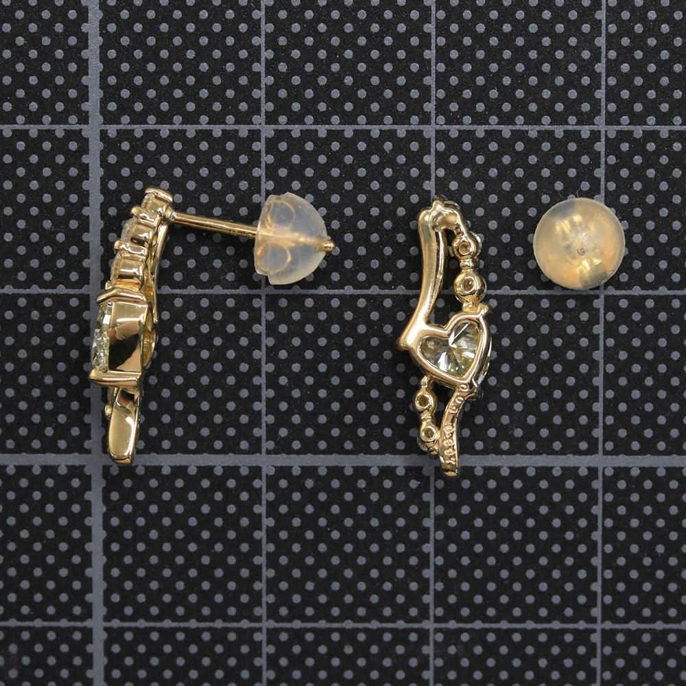 ダイヤモンド ピアス
