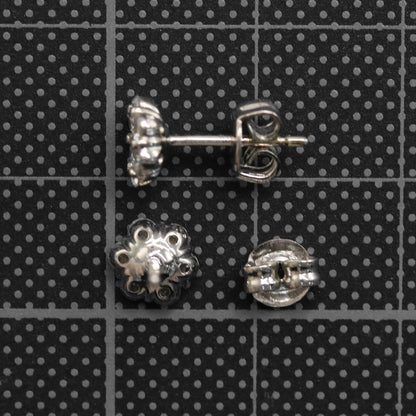 ダイヤモンド ピアス