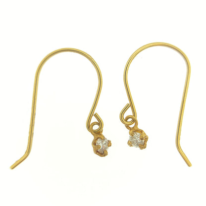 ダイヤモンド ピアス