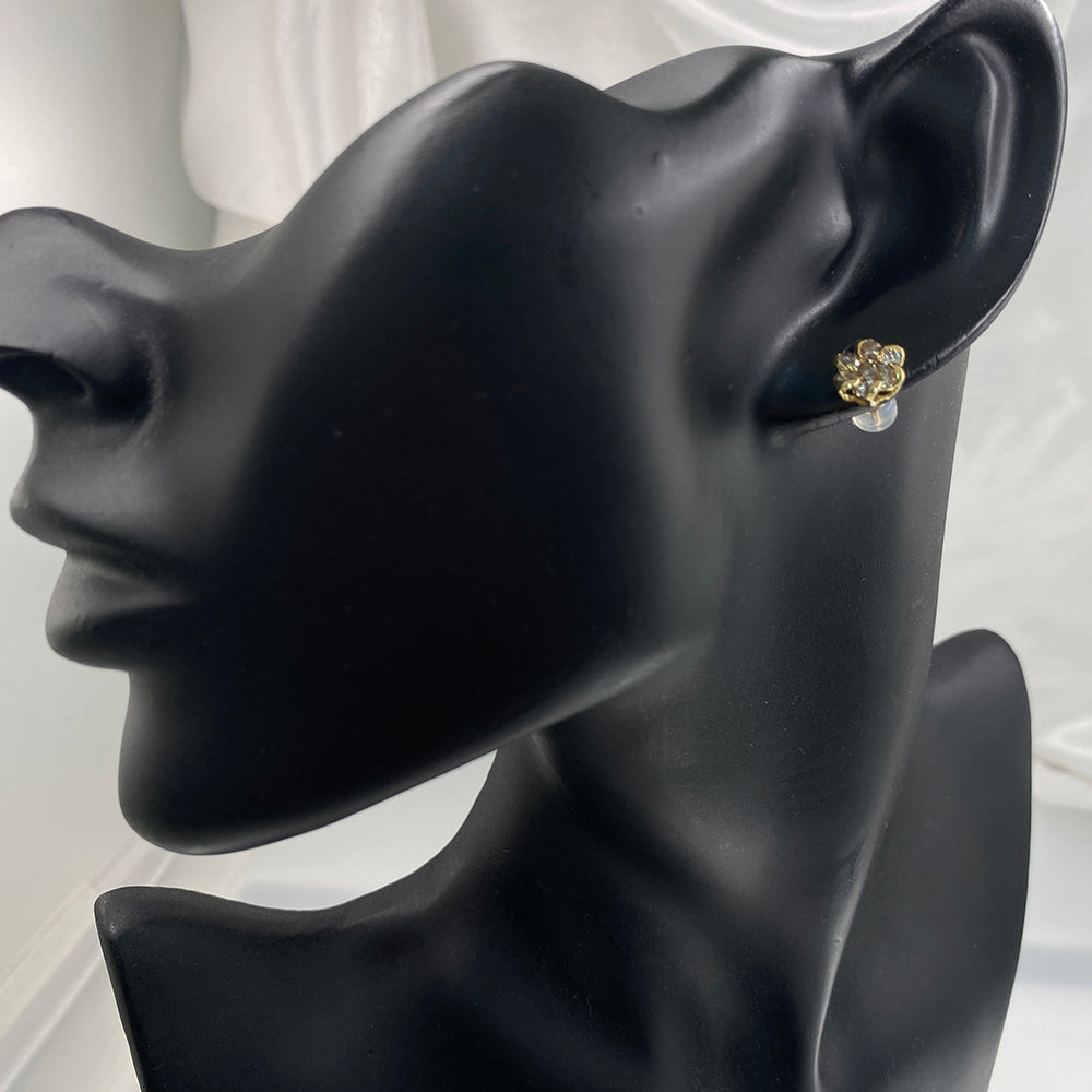 ダイヤモンド ピアス
