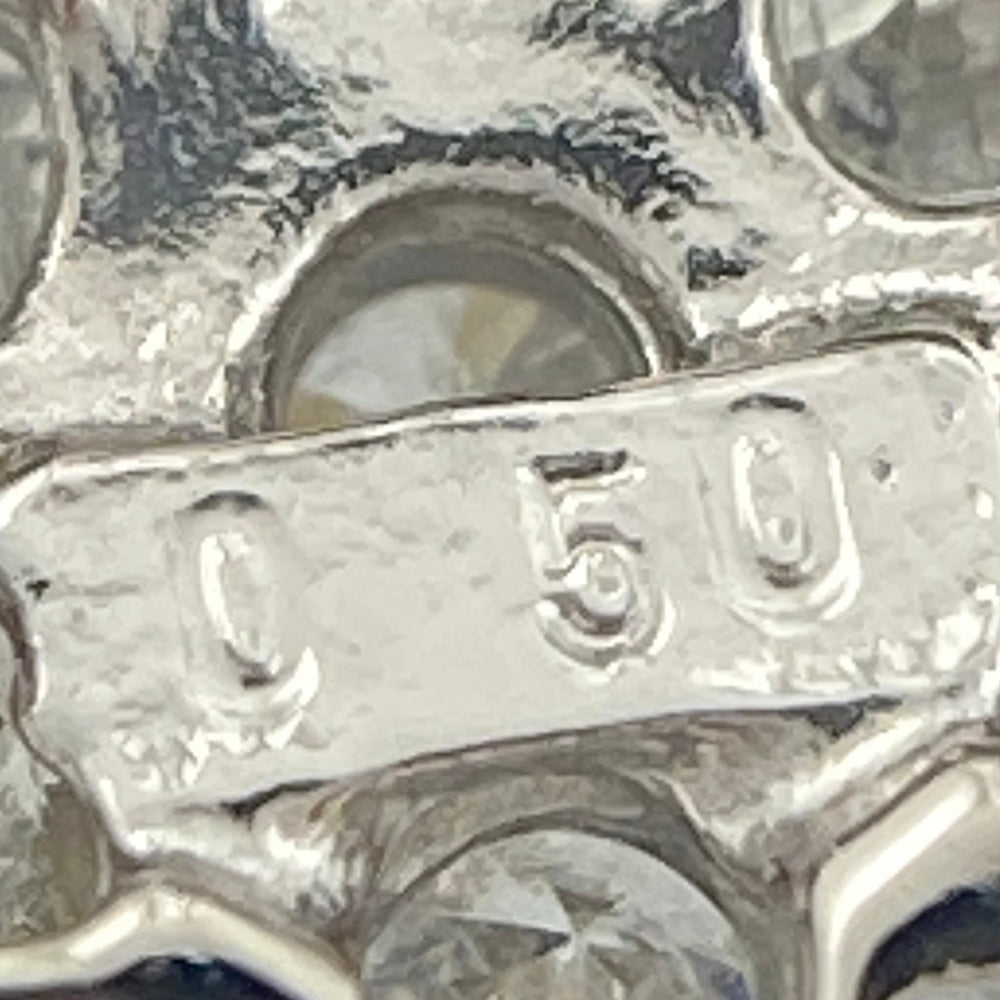 ダイヤモンド ピアス