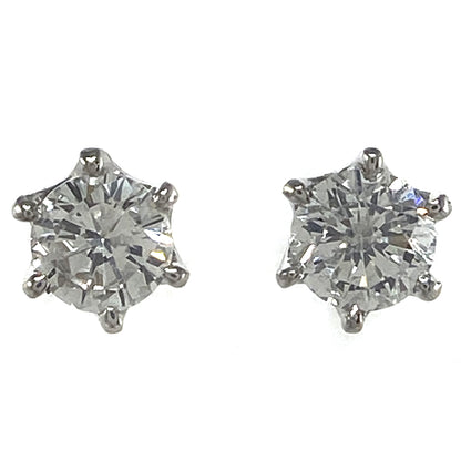 ダイヤモンド ピアス
