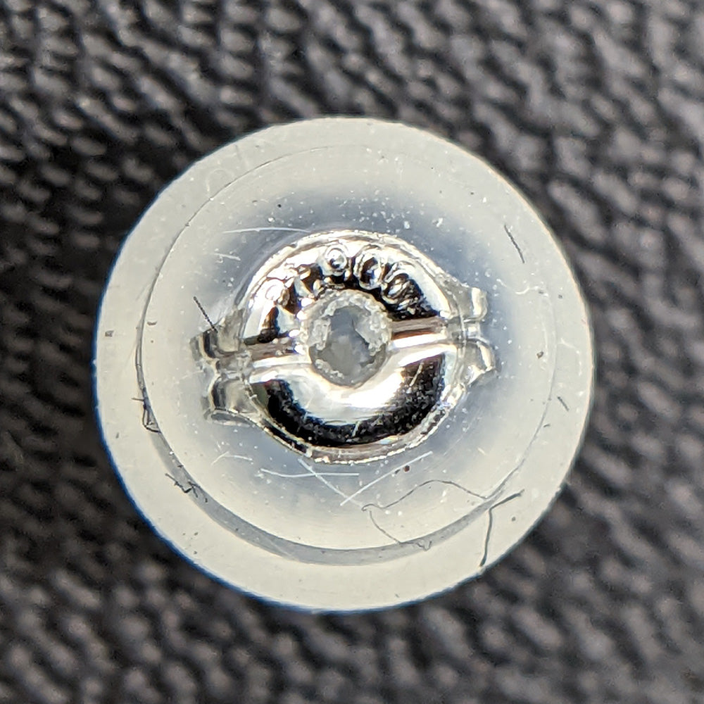 ダイヤモンド ピアス