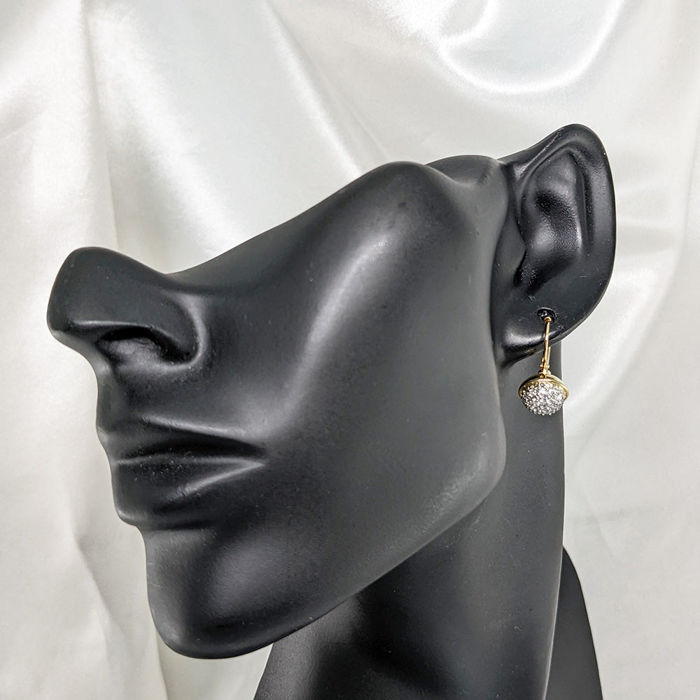 ダイヤモンド ピアス