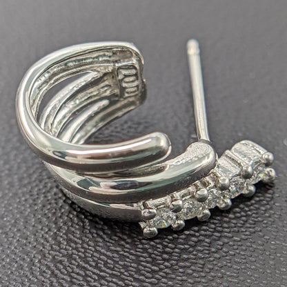 ダイヤモンド ピアス