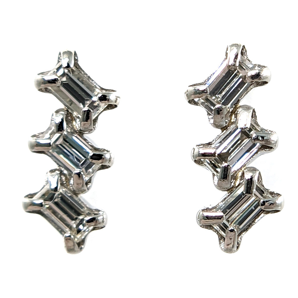 ダイヤモンド ピアス
