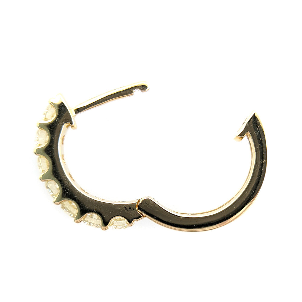 ダイヤモンド ピアス