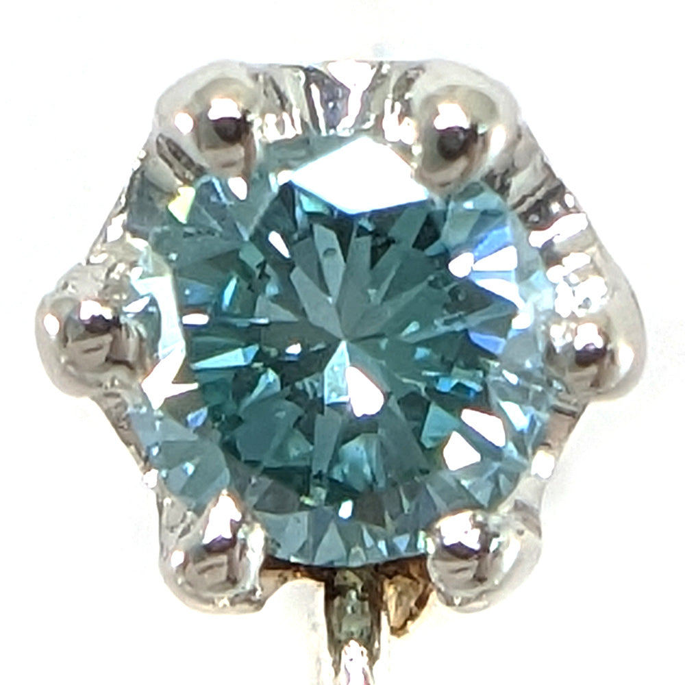 ダイヤモンド ピアス