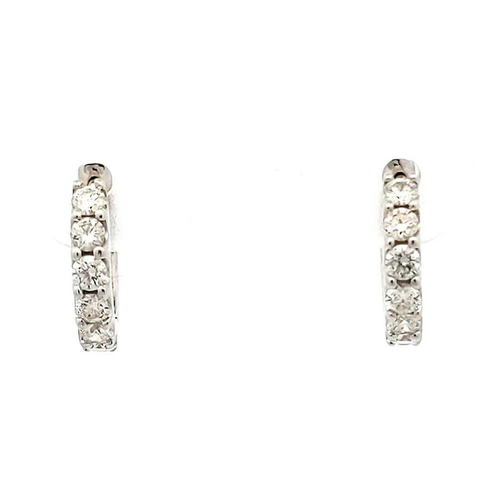 ダイヤモンド ピアス
