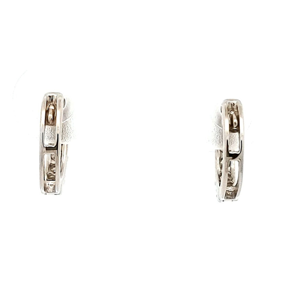 ダイヤモンド ピアス