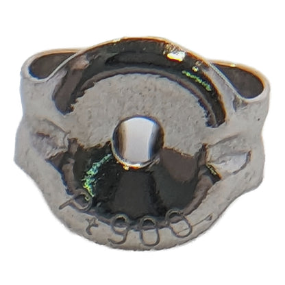 ダイヤモンド ピアス