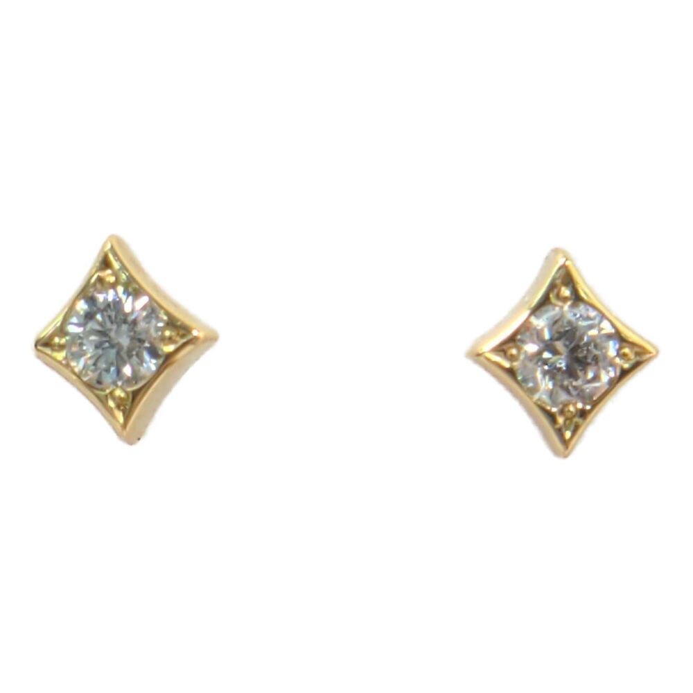ケイウノ ピアス