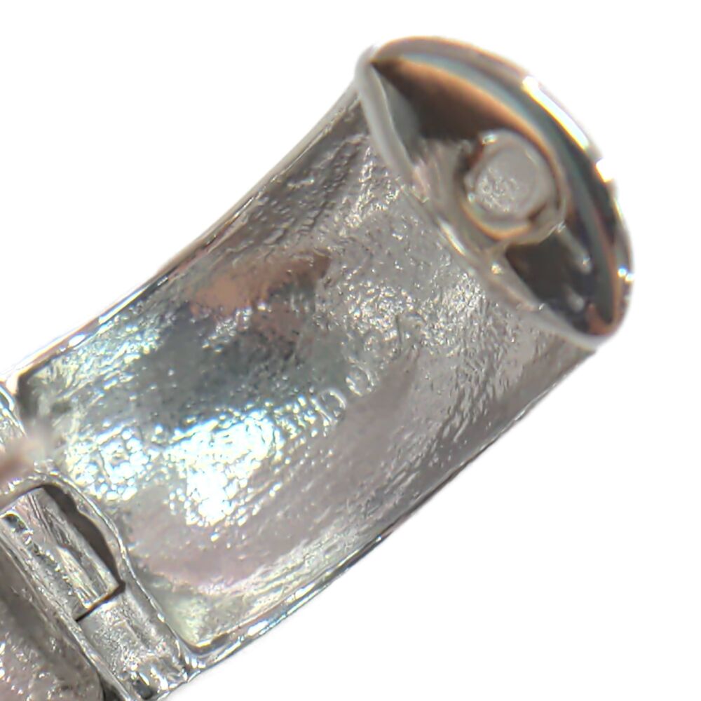ダイヤモンド ピアス